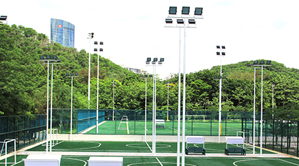 Was sind die Anforderungen an die Stadionbeleuchtung?